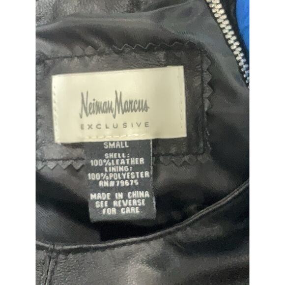 Neiman Marcus Leather Peplum Top Shirt Black Crew Neck Rear Zipper Small - Picture 3 of 3